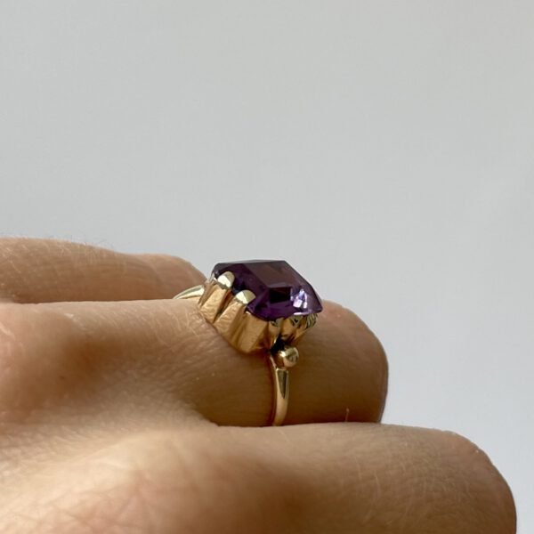 14k vintage ring met korund steen - Afbeelding 4